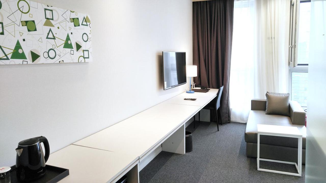 Grand City Hotel Changwon Zewnętrze zdjęcie