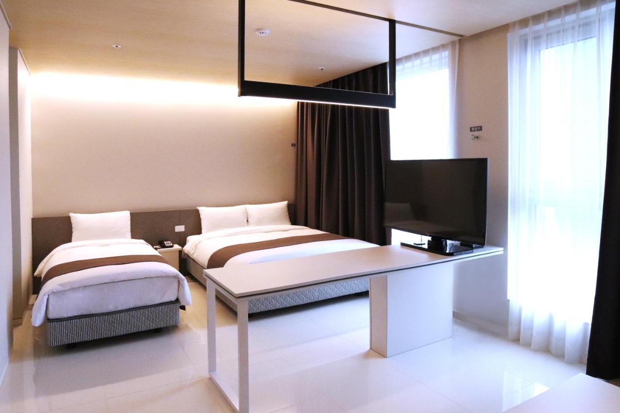 Grand City Hotel Changwon Zewnętrze zdjęcie